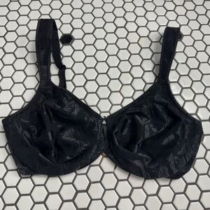 Wacoal Black underwire  Bra size 32D
